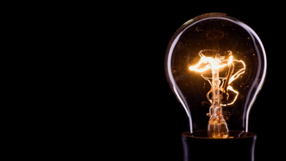 21 octobre 1879 Invention de l’ampoule électrique Éphémérides Les